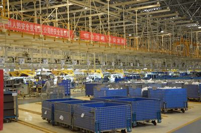 2025智造學(xué)院第十九期專家講堂 汽車總裝與工程機(jī)械——解鎖離散制造的高效密碼